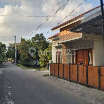 Rumah murah dekat Kampus UGM di minomartani ngaglik sleman