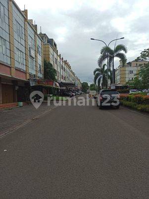 Dijual Ruko Murah 12 Unit Gandeng di Golden Boulevard di Bsd