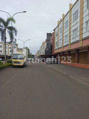 Dijual Ruko Murah 12 Unit Gandeng di Golden Boulevard di Bsd