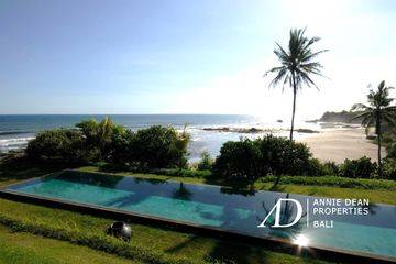FREEHOLD OCEAN VIEW VILLA WITH A PRIVATE GYM IN TABANAN