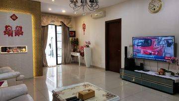 Green Lake City, Cluster East Asia 8x20 Hoek, Shm, Semi Furnish
