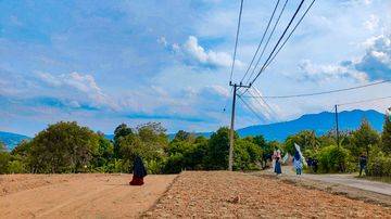 Tanah Dijual di Transyogi Tanjungsari 100 m²