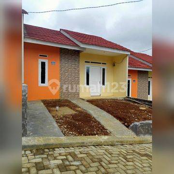 Rumah Murah Modern di Parungkuda, 1 Juta All In