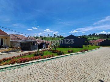 Rumah Murah Modern di Parungkuda, 1 Juta All In