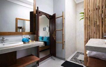 Jual villa dekat area pantai lebih ketewel saba