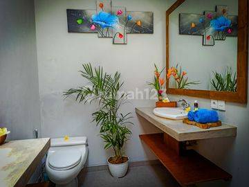 Jual villa dekat area pantai lebih ketewel saba