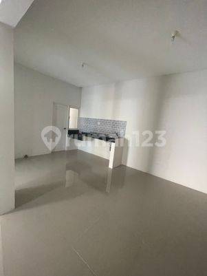 Rumah Citraland Greenlake Baru Gress Belum Pernah Dipakai