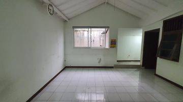 Rumah yg asri dan nyaman