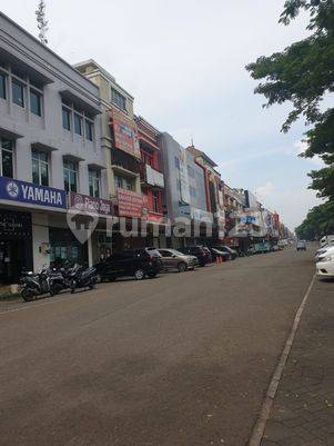 Ruko Gandeng di Ruko Tol Boulevard Bagus