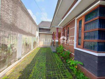 Rumah Tengah Kota Yogyakarta
