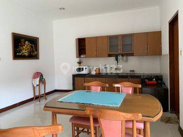 Rumah 2 Lantai Di Kompleks Setraduta Bandung