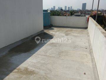Harga 5,5 Milyar, Ruko Siap Pakai Bagus, 3 Lantai Di Bona Indah Bisnis Center, Lebak Bulus, Jakarta Selatan