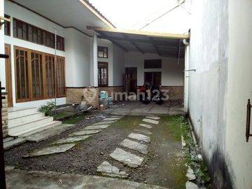 Rumah Murah Besar Parkir Luas Tengah Kota Dkt Stasiun Tugu Dan Mirota