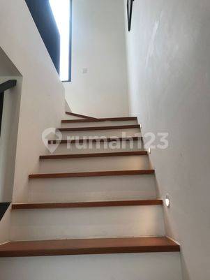 Rumah Brand New Di Serpong Sangat Dekat Dengan Stasiun Cicayur 