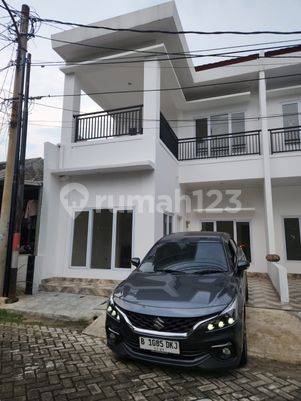 Dijual Rumah Kembar Ada 2 Unit di Bintaro