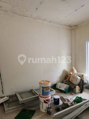 Rumah 2 Lantai Siap Huni Emerald Bintaro 