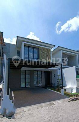 Rumah Baru Minimalis Modern 2 lantai Citraland The Greenlake 3 kamar tidur harga hanya 2 milyaran