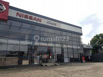 Showroom Mobil Jl Raya Serang Km 16.8 Cikupa Kab Tangerang