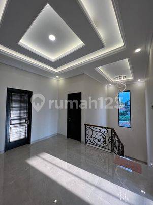 Dijual Rumah Mewah Desain Classic Terbaru Jagakarsa, Jaksel