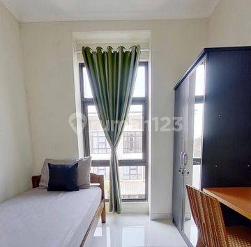 Dijual rumah kos 10 kamar di Cluster Allogio Gading Serpong