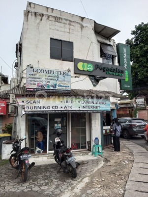 Ruko Hoek Siap Pakai di Pasar Minggu Jakarta Selatan