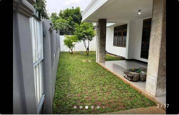 Rumah Strategis Baru Renov di Kebayoran Baru Jakarta Selatan