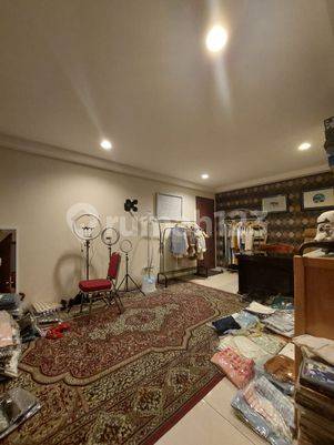 Townhouse exclusive 3 lantai di Cilandak,Jakarta Selatan