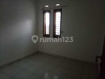 Rumah minimalis masa kini di cluster ujungberung