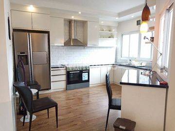 SEWA RUMAH 2 LANTAI PRIVATE SW POOL DI DEPLU ADAM MALIK, JL.UTAMA (MINIMAL SEWA 2TH)