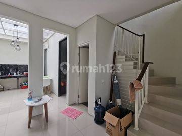 Rumah 2 Lantai, North West Lake, Citraland, Full Bangunan