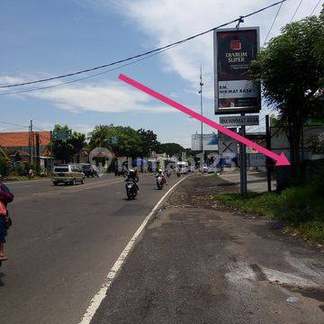 Tanah Dijual Samping Jalan Raya Kraton 1600 m² SHM