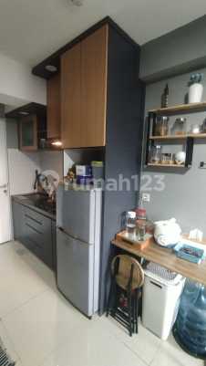 Apartemen studio dengan furnished Apartemen