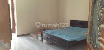Rumah Ada Swimming Pool di Tanjung Barat Jakarta Selatan 12 M 4080 Oc