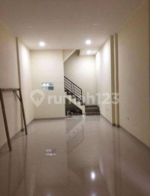 Ruko Strategis di Pusat Penjualan Kain Kota Bandung