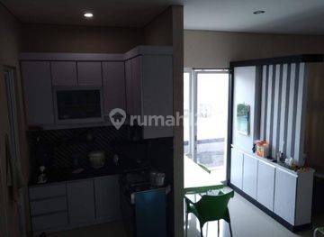 DISEWAKAN RUMAH CANTIK DENGAN FURNISHED DAERAH WANEA, HARGA SANGAT MURAH
