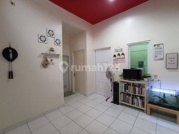 Rumah dekat Stasiun cisauk dalam cluster griya Serpong Asri Lt 60 2 KT  470jt