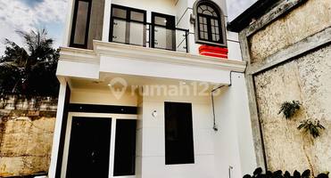 Rumah Mewah Siap Huni Akses Lebar Dekat Tol Limo Depok