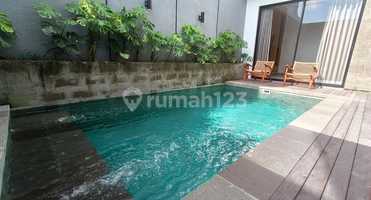 Villa Baru Modern Kontemporer Style Dekat Pantai Melasti dan Gwk