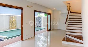 Villa di Jual One Gate System Dekat Pantai Melasti dan Pandawa