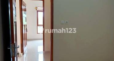 Cepat Beli Rumah Siap Huni dan Strategis di SARIWANGI