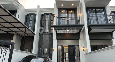 Rumah Bagus Muat 2 Mobil Di Jalan Haji Dimun Sukmajaya Depok
