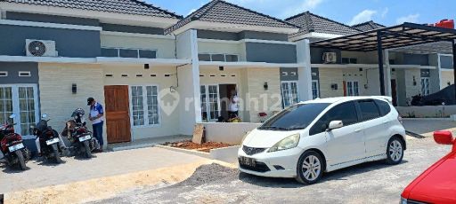 Endang Kalirejo property 