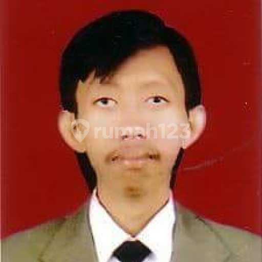 Ismail Hadi SH. 