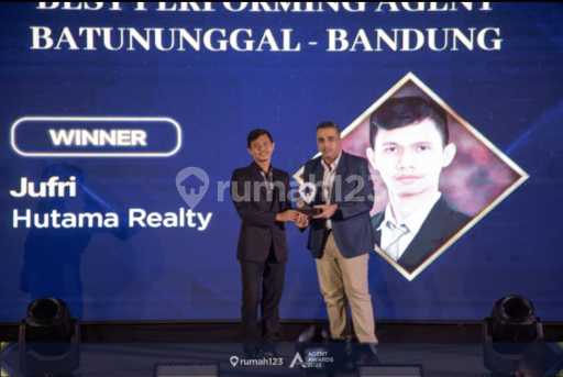 Jufri Adi hutama realty