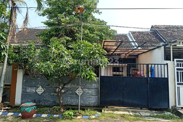 Rumah siap huni terawat diperumahan
