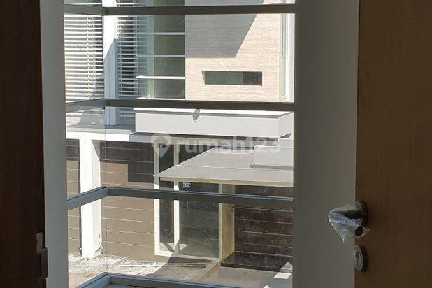 Rumah minimalis siap huni semi furnished