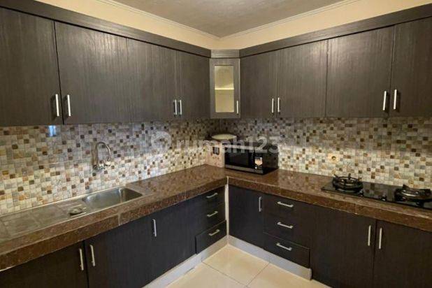 Ddjh. Unit 3br Disewakan Fully Furnished Apartemen Crown Court Lippo Cikarang