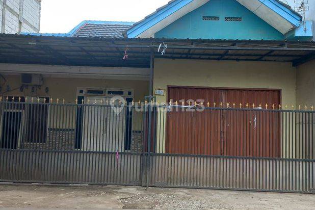 RUMAH KAVLING MURAH DI PINGGIR JLN COCOK UNTUK USAHA DI JATIASIH 