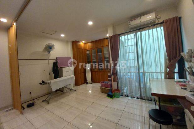 RUMAH MINIMALIS SEMI FURNISH DLM PERUMAHAN DKT TOL DI JATIKRAMAT 
