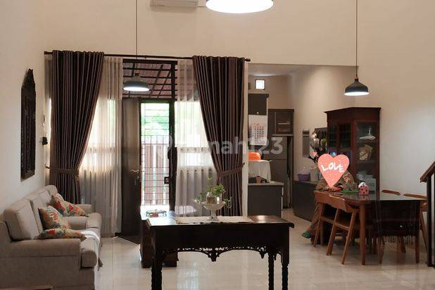 RUMAH MINIMALIS SEMI FURNISH DLM PERUMAHAN DKT TOL DI JATIKRAMAT 